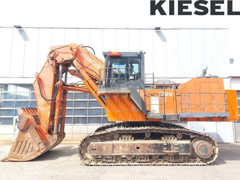 Hitachi EX 1200-6 - Excavator: picture 1 Hitachi EX 1200-6 - Excavator: picture 1
