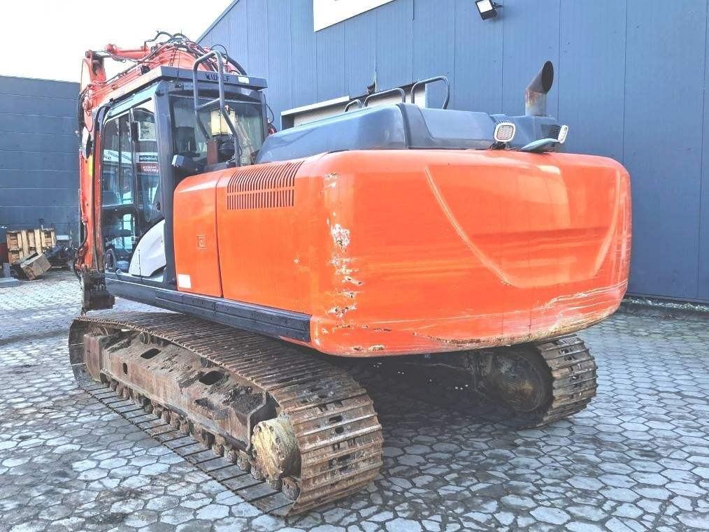 Hitachi ZX 210 LC-6 - Crawler excavator: picture 3 Hitachi ZX 210 LC-6 - Crawler excavator: picture 3