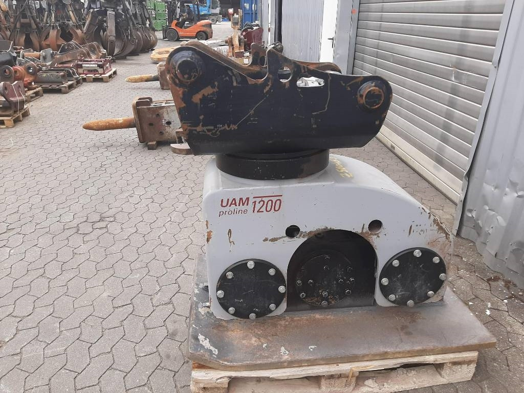 UAM HD1200 - Vibratory plate: picture 2 UAM HD1200 - Vibratory plate: picture 2