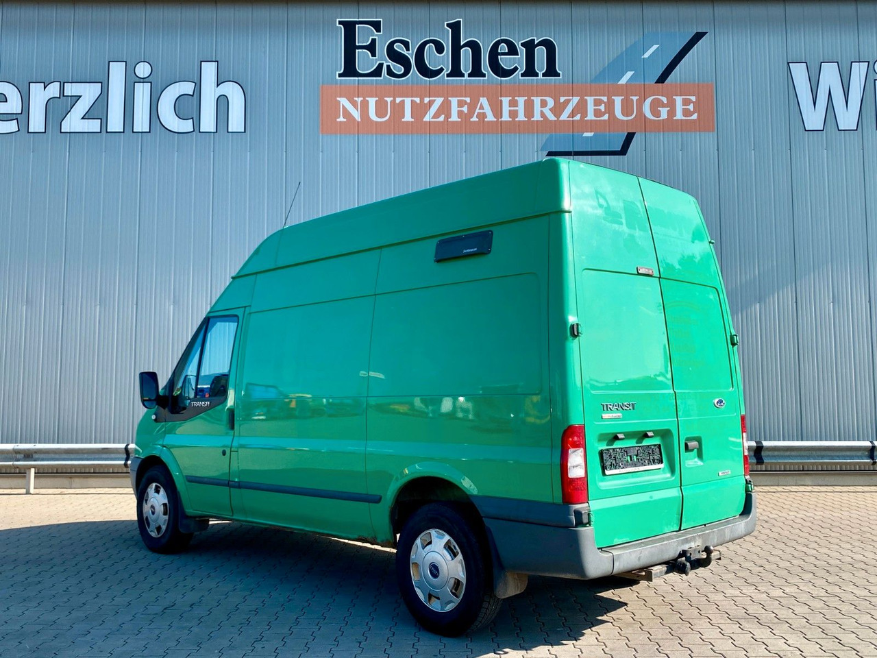Ford 140 T 350 | Sortimo-Regal*AHK*3x Sitze*Klima - Passenger van: picture 3 Ford 140 T 350 | Sortimo-Regal*AHK*3x Sitze*Klima - Passenger van: picture 3