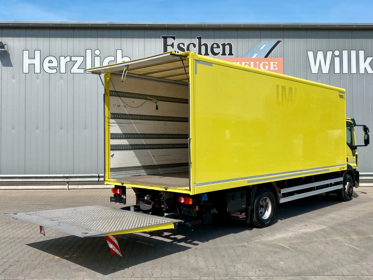 Iveco 160-250 Eurocargo | LBW 2,00to.*3x Sitze*Navi*AC - Box truck: picture 5 Iveco 160-250 Eurocargo | LBW 2,00to.*3x Sitze*Navi*AC - Box truck: picture 5