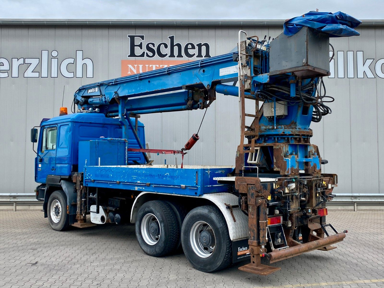 MAN 27.464 6x4 | MKG HMK 350a 2L*FUNK*Retarder*AHK MAN 27.464 6x4 | MKG HMK 350a 2L*FUNK*Retarder*AHK - Crane truck: picture 3 MAN 27.464 6x4 | MKG HMK 350a 2L*FUNK*Retarder*AHK MAN 27.464 6x4 | MKG HMK 350a 2L*FUNK*Retarder*AHK - Crane truck: picture 3