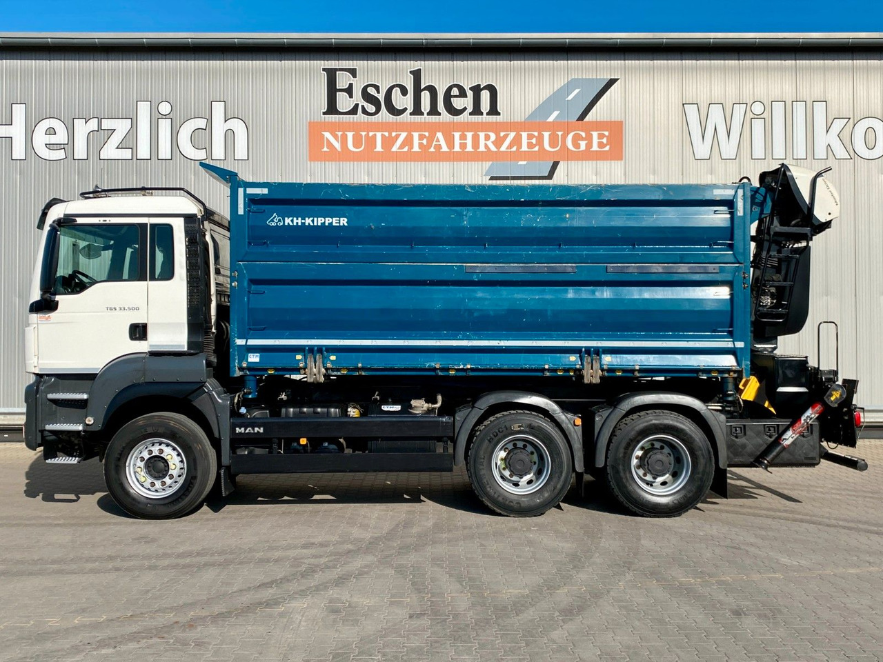 MAN TGS 33.500 6x4 BB | Palfinger M12L80*Bordmatik MAN TGS 33.500 6x4 BB | Palfinger M12L80*Bordmatik - Tipper, Crane truck: picture 3 MAN TGS 33.500 6x4 BB | Palfinger M12L80*Bordmatik MAN TGS 33.500 6x4 BB | Palfinger M12L80*Bordmatik - Tipper, Crane truck: picture 3