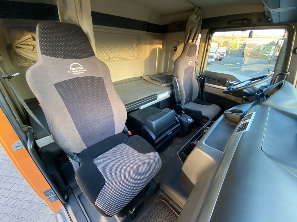 MAN TGX 18.420 4x2 BLS - Tractor unit: picture 5 MAN TGX 18.420 4x2 BLS - Tractor unit: picture 5