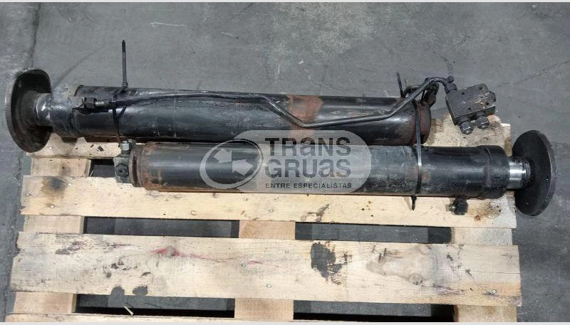 Grúa HMF 1563 K2 solo para recambios - Loader crane for Truck: picture 4 Grúa HMF 1563 K2 solo para recambios - Loader crane for Truck: picture 4
