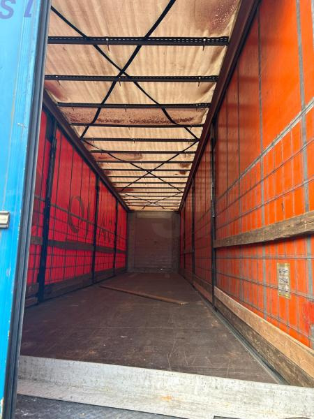 Fliegl - Curtainsider semi-trailer: picture 4 Fliegl - Curtainsider semi-trailer: picture 4