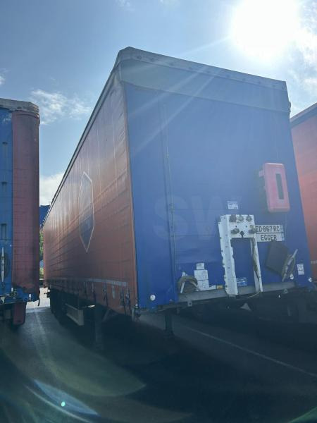 Fliegl - Curtainsider semi-trailer: picture 4 Fliegl - Curtainsider semi-trailer: picture 4