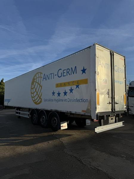 Fruehauf - Closed box semi-trailer: picture 3 Fruehauf - Closed box semi-trailer: picture 3