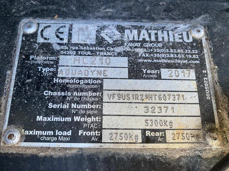 Mathieu Azura MC210 - Road sweeper: picture 2 Mathieu Azura MC210 - Road sweeper: picture 2