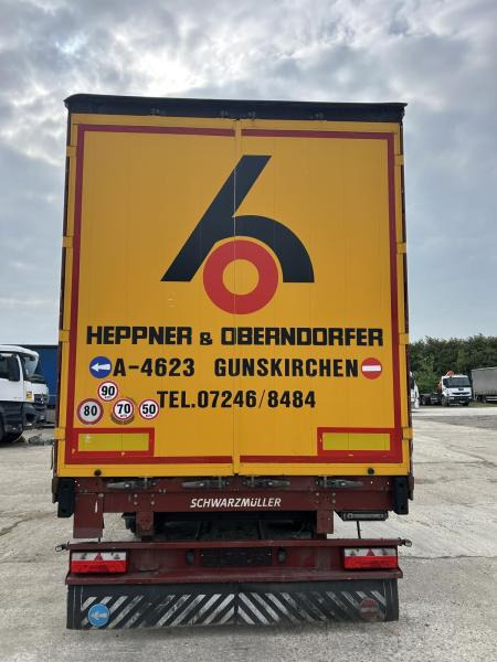 Schwarzmüller - Curtainsider semi-trailer: picture 4 Schwarzmüller - Curtainsider semi-trailer: picture 4