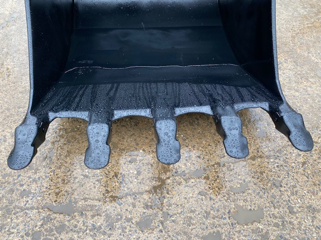 Arden Equipment 1 600 mm - QA 61/62/63 - Excavator bucket: picture 5 Arden Equipment 1 600 mm - QA 61/62/63 - Excavator bucket: picture 5