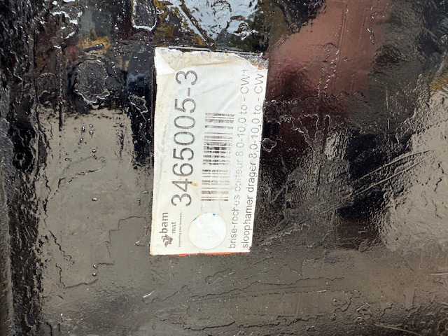 CAT H63s - Hydraulic hammer: picture 5 CAT H63s - Hydraulic hammer: picture 5