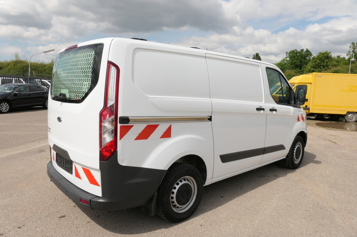 FORD Transit Custom 290 2.0 TDCi - Small van: picture 4 FORD Transit Custom 290 2.0 TDCi - Small van: picture 4