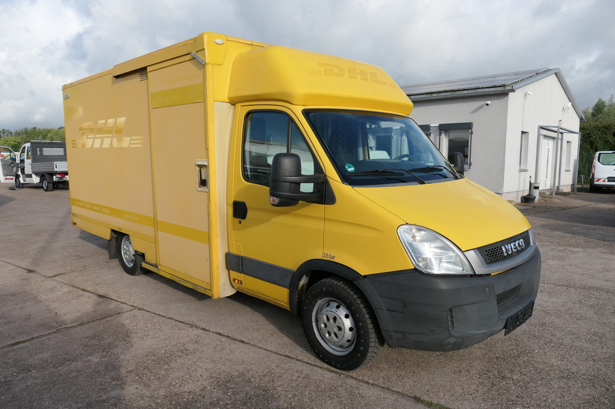 IVECO Daily 35 S11 C30C AUTOMATIK KAMERA MAXI Regale D - Box van: picture 2 IVECO Daily 35 S11 C30C AUTOMATIK KAMERA MAXI Regale D - Box van: picture 2