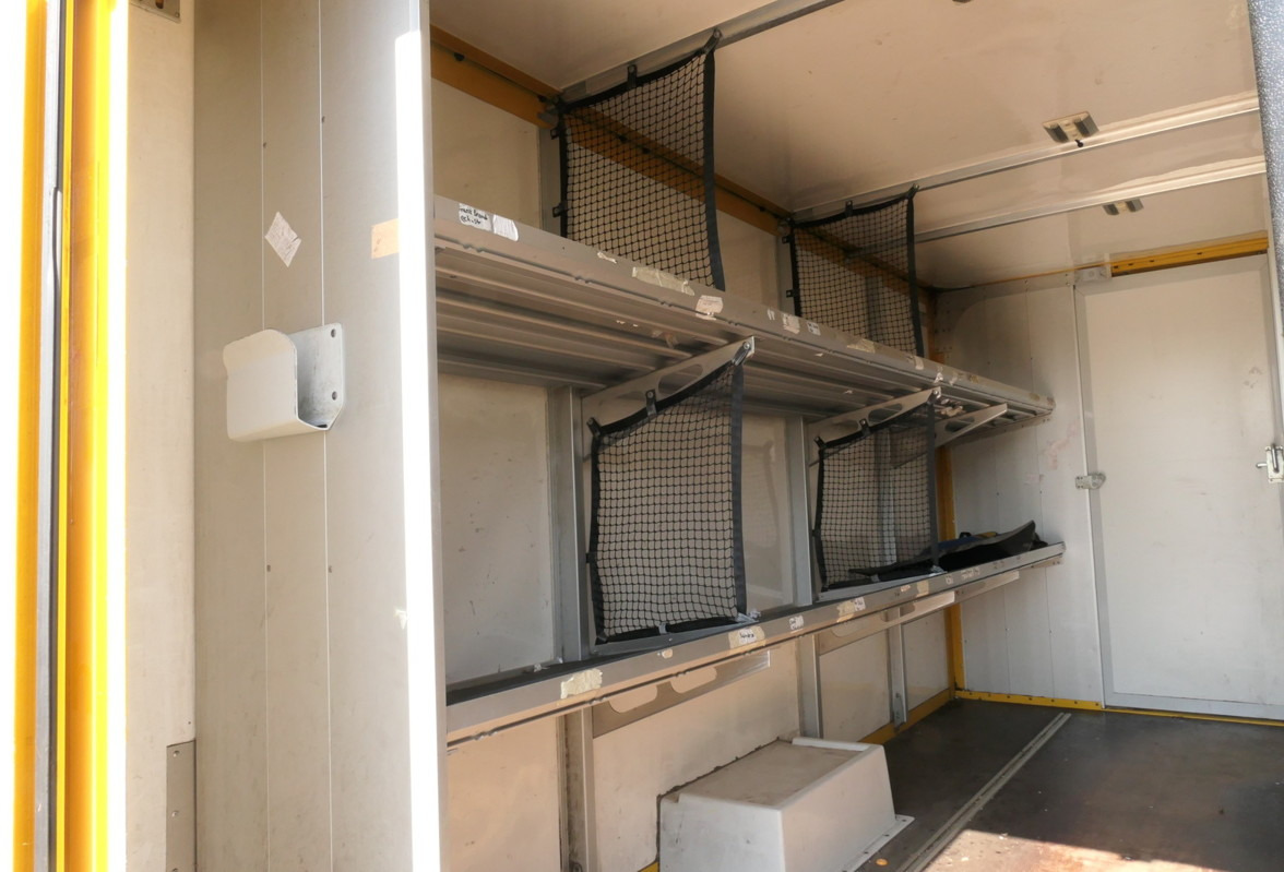 Box van IVECO Daily 35 S11 C30C AUTOMATIK KAMERA MAXI Regale D: picture 7