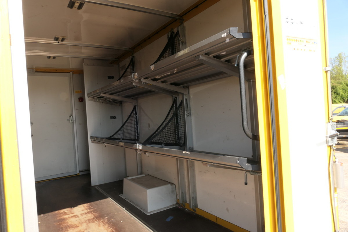 Box van IVECO Daily 35 S11 C30C AUTOMATIK KAMERA MAXI Regale D: picture 6