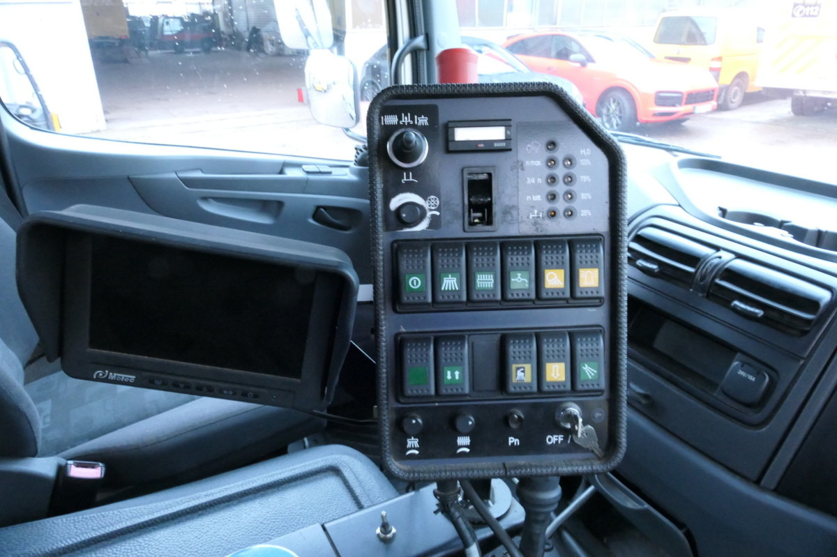 Lease a MERCEDES-BENZ Atego 1018 Rechtslenker Schmidt SK 500 R Rückfah MERCEDES-BENZ Atego 1018 Rechtslenker Schmidt SK 500 R Rückfah: picture 10