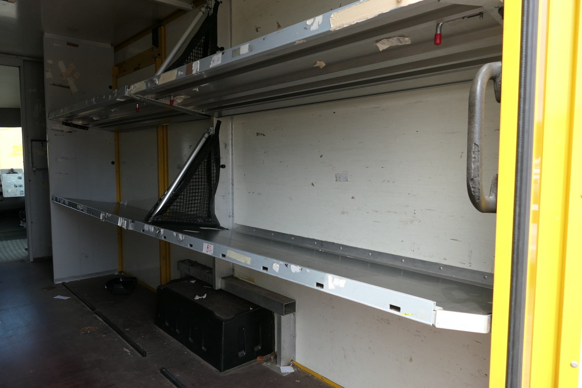 Box van MERCEDES-BENZ SPRINTER 310 CDI MAXI EURO-5 KOFFER REGALE KAMER: picture 6 Box van MERCEDES-BENZ SPRINTER 310 CDI MAXI EURO-5 KOFFER REGALE KAMER: picture 6