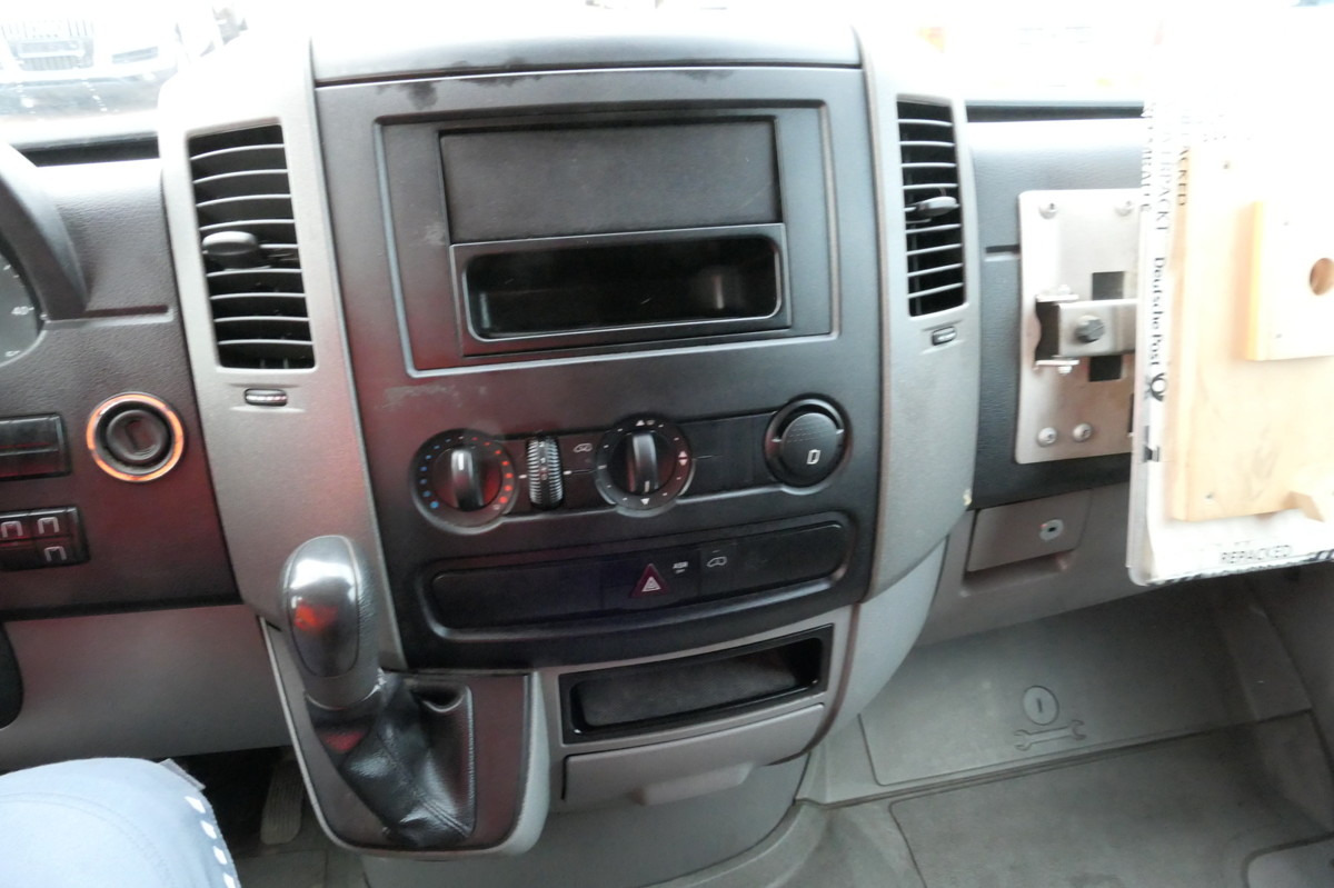 Lease a MERCEDES-BENZ SPRINTER 310 CDI MAXI EURO-5 KOFFER REGALE KAMER MERCEDES-BENZ SPRINTER 310 CDI MAXI EURO-5 KOFFER REGALE KAMER: picture 11