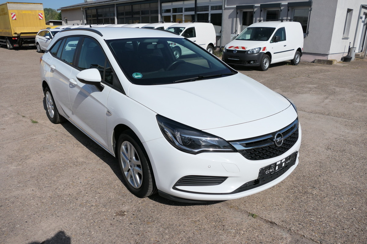 OPEL Astra K 1.6 CDTI Edition S/S KLIMA - Car: picture 2 OPEL Astra K 1.6 CDTI Edition S/S KLIMA - Car: picture 2