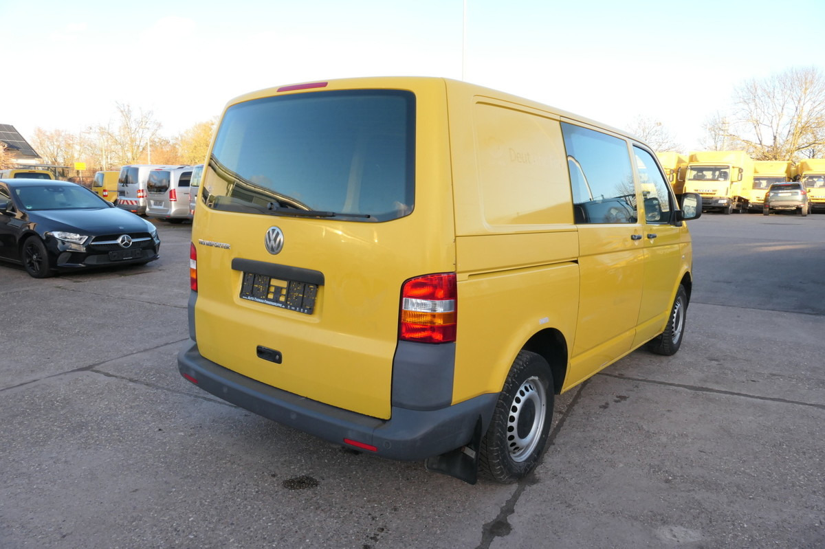VW T5 Transporter 1.9 TDI PARKTRONIK 2xSCHIEBETÜR - Small van: picture 5 VW T5 Transporter 1.9 TDI PARKTRONIK 2xSCHIEBETÜR - Small van: picture 5