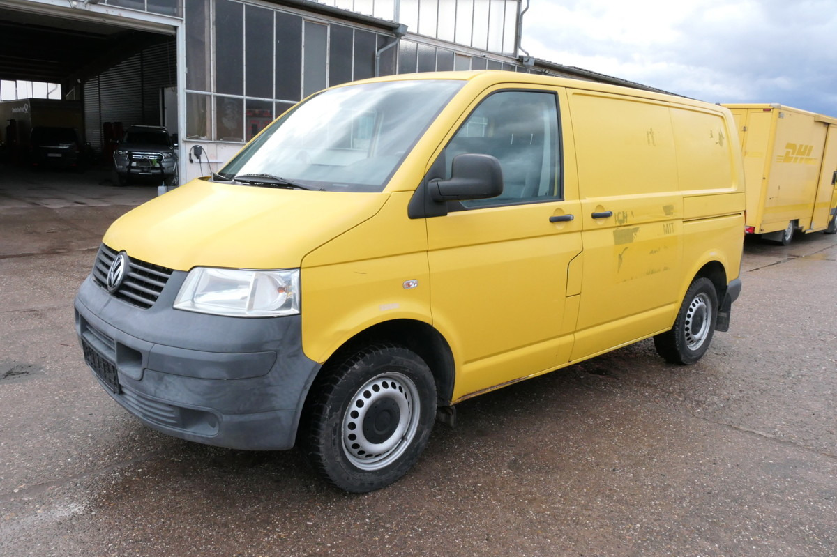 VW T5 Transporter 1.9 TDI PARKTRONIK 2xSCHIEBETÜR - Small van: picture 3 VW T5 Transporter 1.9 TDI PARKTRONIK 2xSCHIEBETÜR - Small van: picture 3