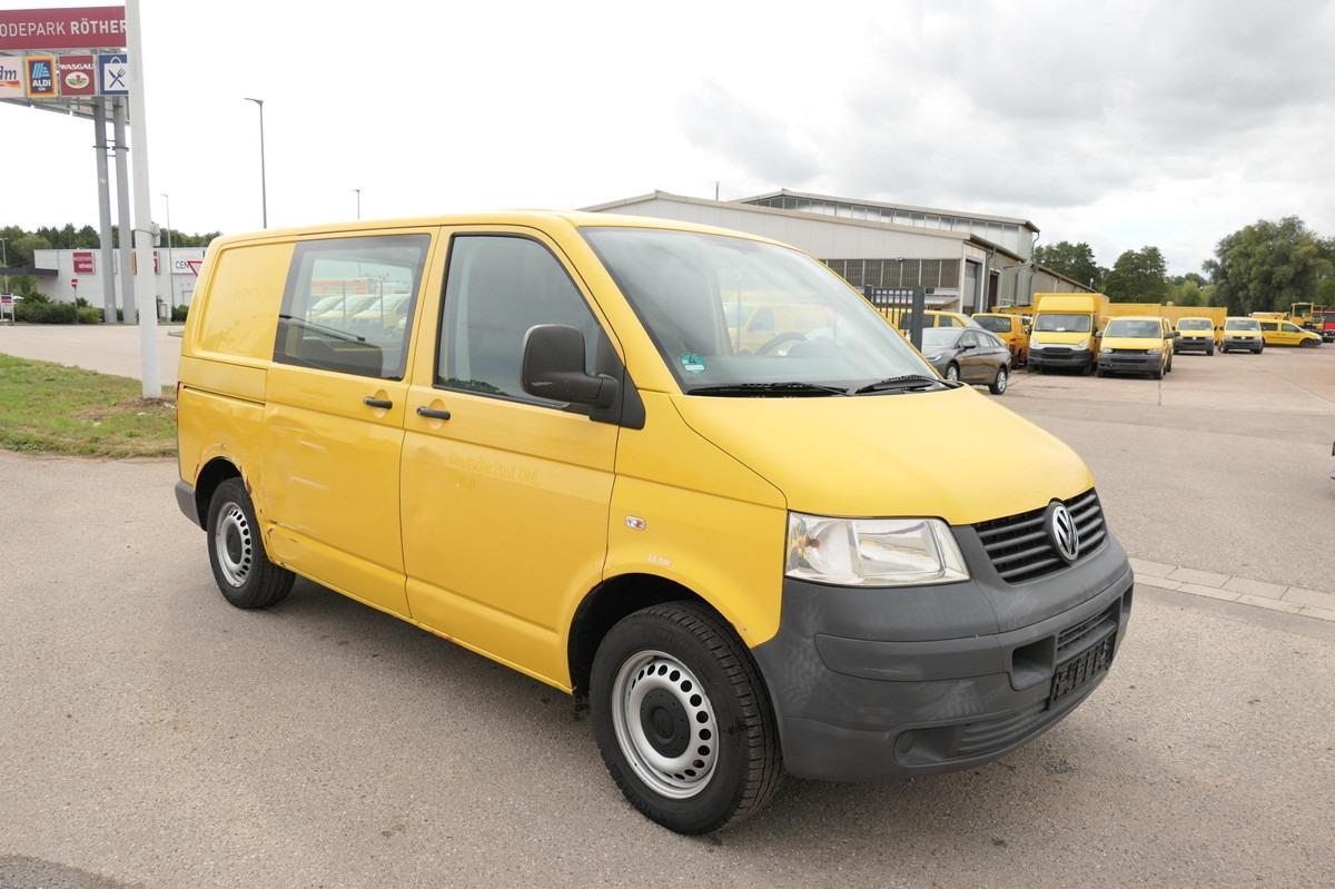 VW T5 Transporter 1.9 TDI PARKTRONIK 2xSCHIEBETÜR - Small van: picture 2 VW T5 Transporter 1.9 TDI PARKTRONIK 2xSCHIEBETÜR - Small van: picture 2