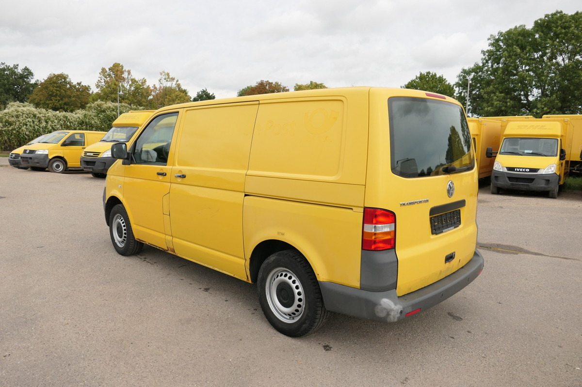 VW T5 Transporter 1.9 TDI PARKTRONIK 2xSCHIEBETÜR - Small van: picture 4 VW T5 Transporter 1.9 TDI PARKTRONIK 2xSCHIEBETÜR - Small van: picture 4