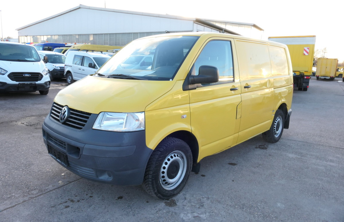 VW T5 Transporter 1.9 TDI PARKTRONIK 2xSCHIEBETÜR - Small van: picture 2 VW T5 Transporter 1.9 TDI PARKTRONIK 2xSCHIEBETÜR - Small van: picture 2