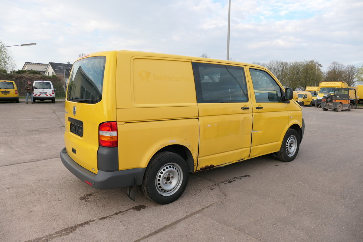 VW T5 Transporter 1.9 TDI PARKTRONIK 2xSCHIEBETÜR - Small van: picture 4 VW T5 Transporter 1.9 TDI PARKTRONIK 2xSCHIEBETÜR - Small van: picture 4