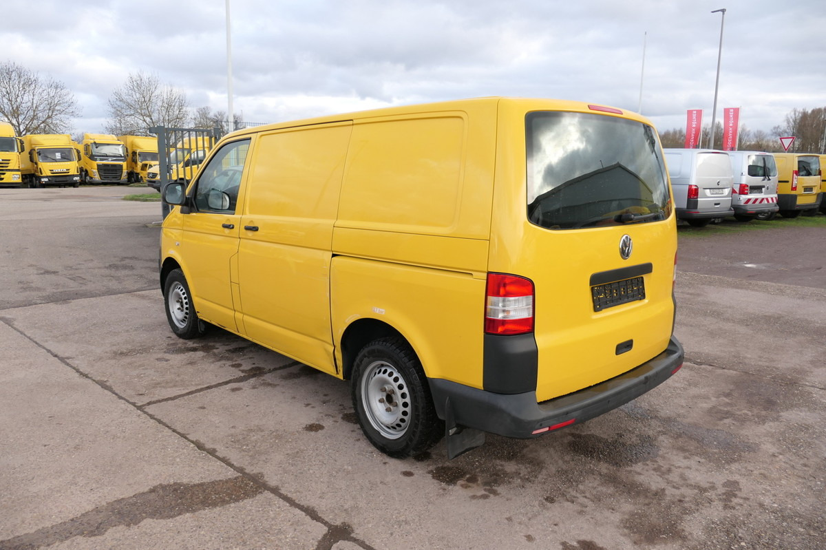VW T5 Transporter 2.0 TDI 2-Sitzer PARKTRONIK EURO5 - Small van: picture 5 VW T5 Transporter 2.0 TDI 2-Sitzer PARKTRONIK EURO5 - Small van: picture 5