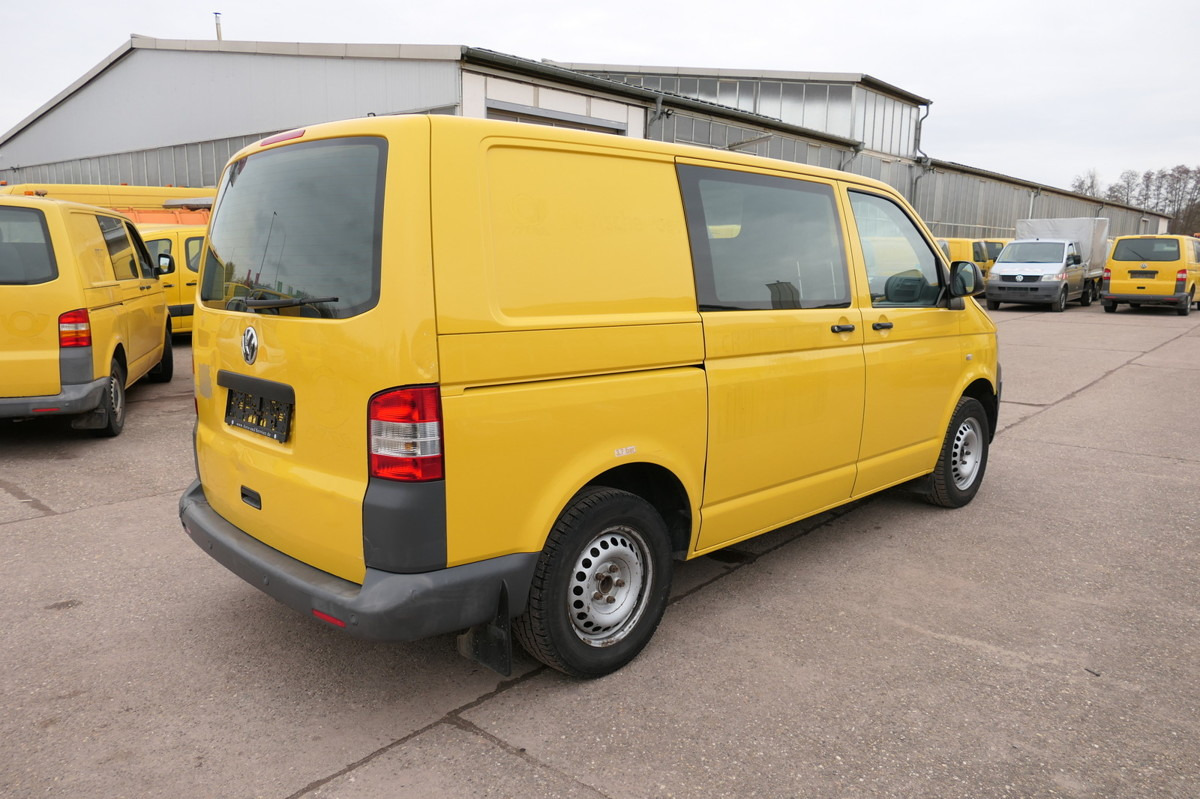 VW T5 Transporter 2.0 TDI PARKTRONIK EURO-5 2xSCHIE - Small van: picture 4 VW T5 Transporter 2.0 TDI PARKTRONIK EURO-5 2xSCHIE - Small van: picture 4