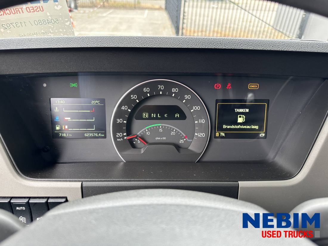 Volvo FM 450 4x2 - Dynamic Steering - Tractor unit: picture 4 Volvo FM 450 4x2 - Dynamic Steering - Tractor unit: picture 4