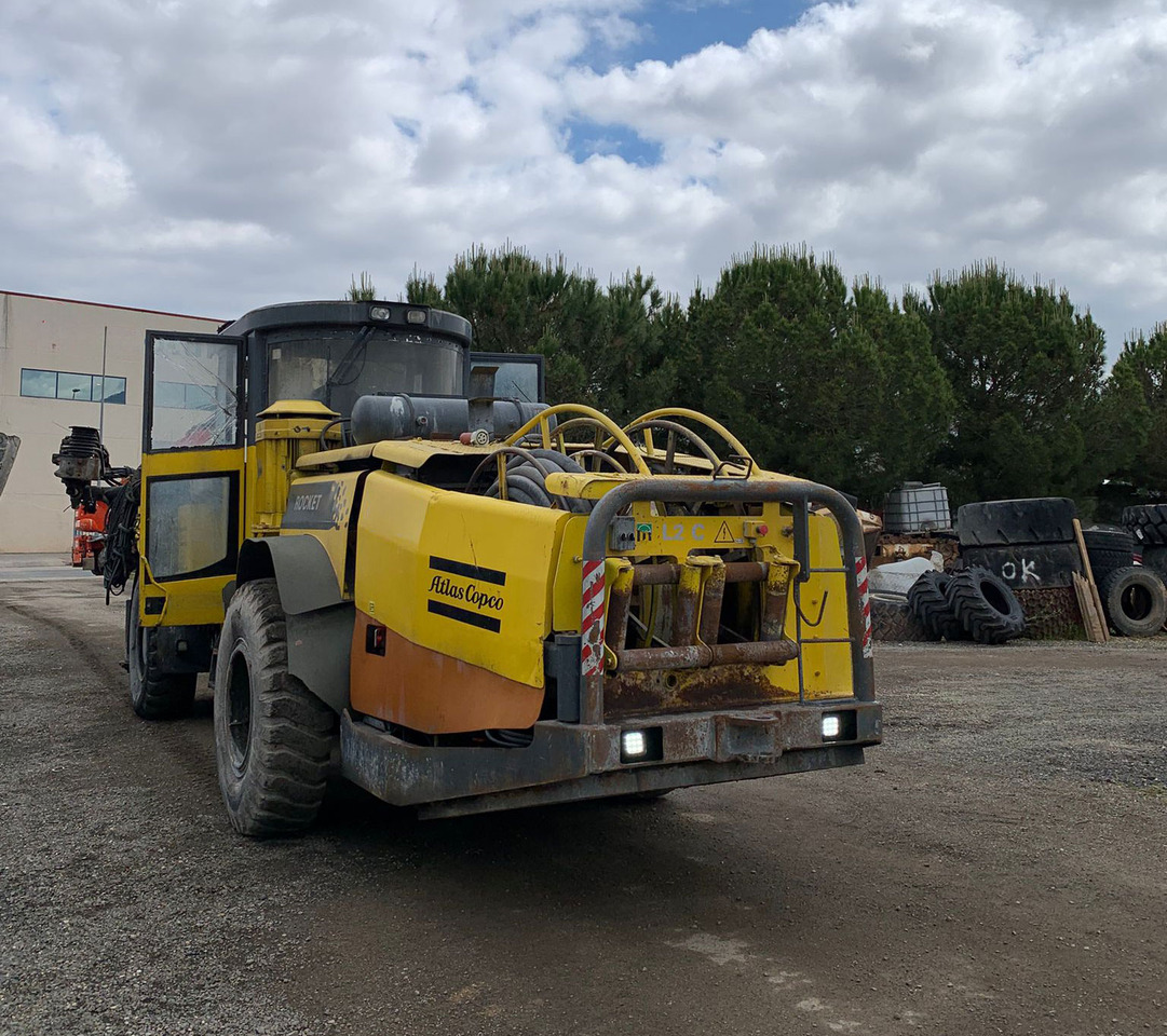 Atlas Copco L2C - Directional boring machine: picture 5 Atlas Copco L2C - Directional boring machine: picture 5