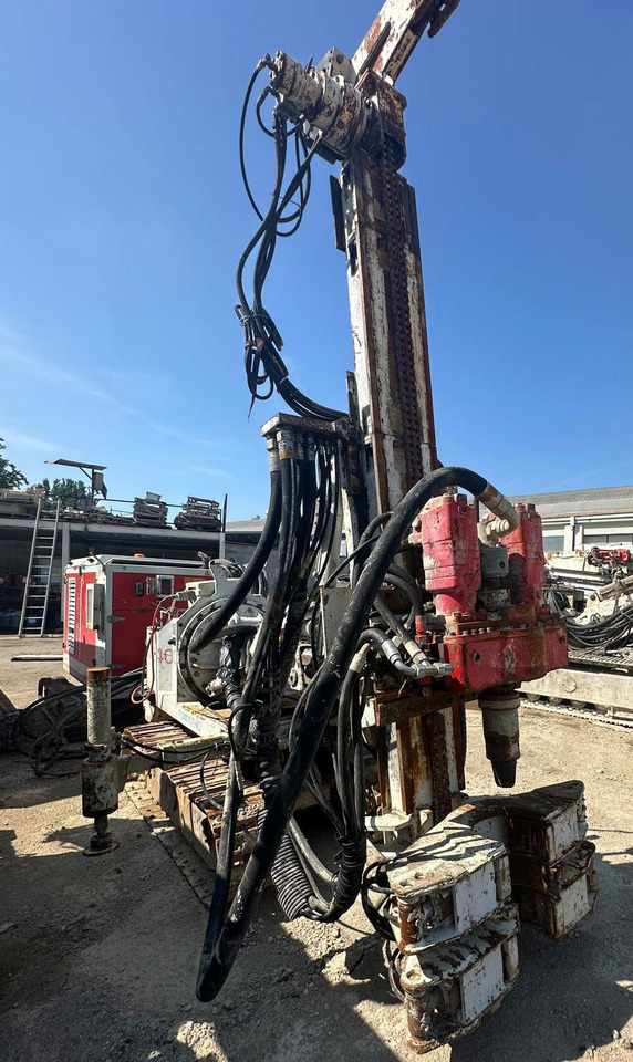 Comacchio MC 400 P - Pile driver: picture 3 Comacchio MC 400 P - Pile driver: picture 3