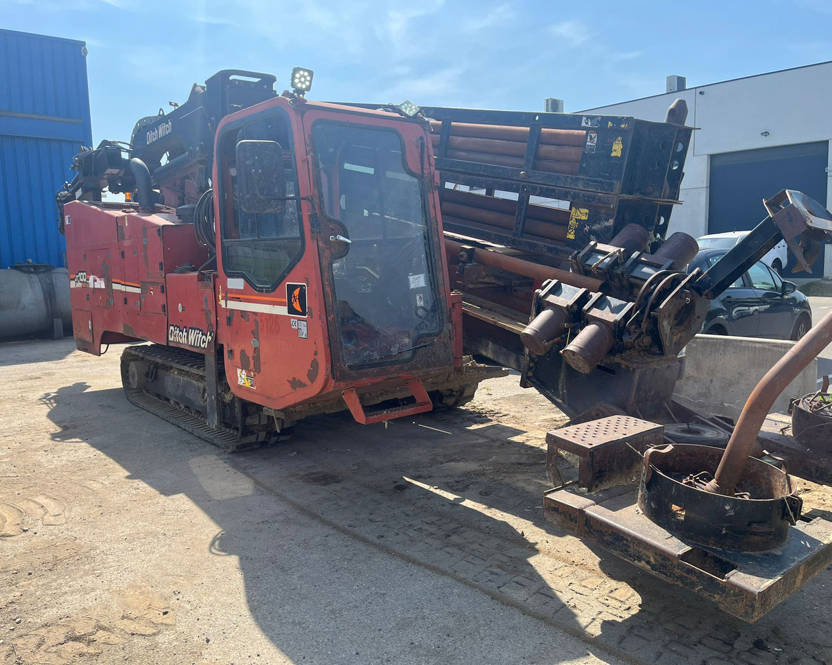 Ditch Witch JT100 Mach 1 - Directional boring machine: picture 1 Ditch Witch JT100 Mach 1 - Directional boring machine: picture 1
