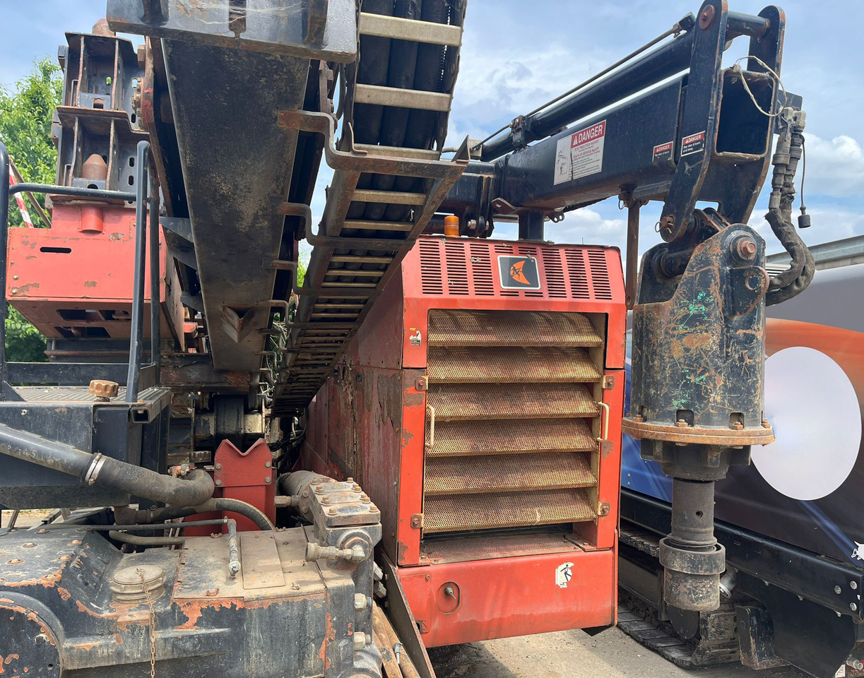 Ditch Witch JT100 Mach 1 - Directional boring machine: picture 4 Ditch Witch JT100 Mach 1 - Directional boring machine: picture 4