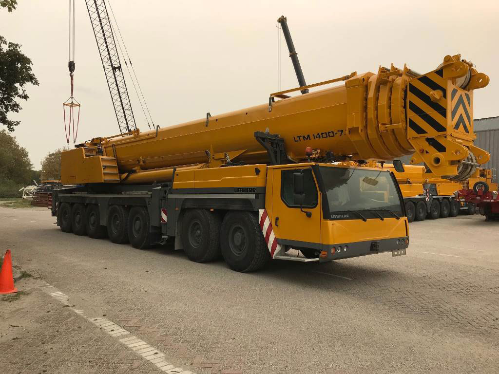 Liebherr LTM 1400-7.1 - Mobile crane: picture 3 Liebherr LTM 1400-7.1 - Mobile crane: picture 3