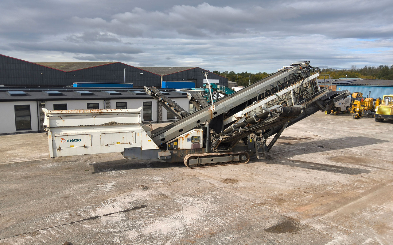 Metso ST4.8 - Screener: picture 2 Metso ST4.8 - Screener: picture 2