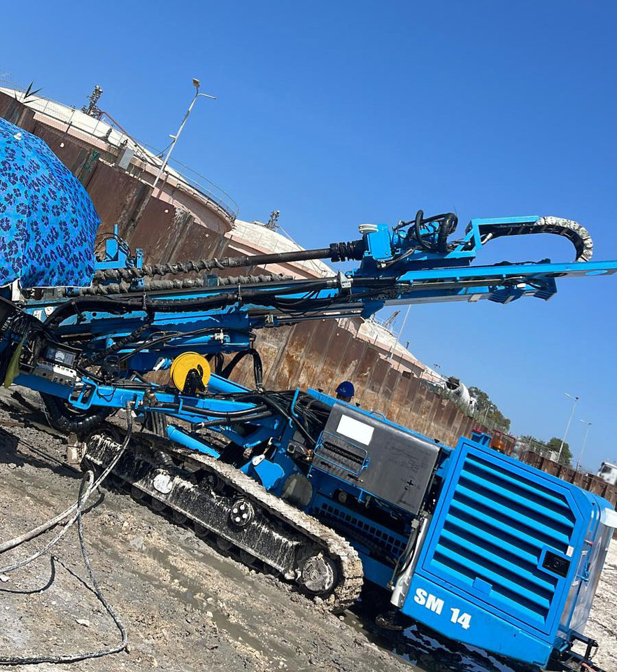 Soilmec SM-14 - Drilling rig: picture 1 Soilmec SM-14 - Drilling rig: picture 1