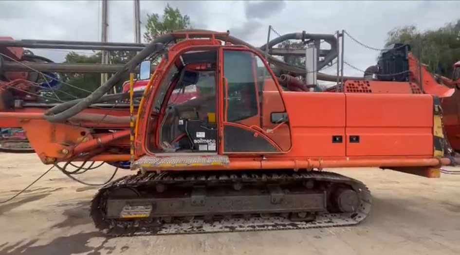 Soilmec SR-30 - Pile driver: picture 4 Soilmec SR-30 - Pile driver: picture 4