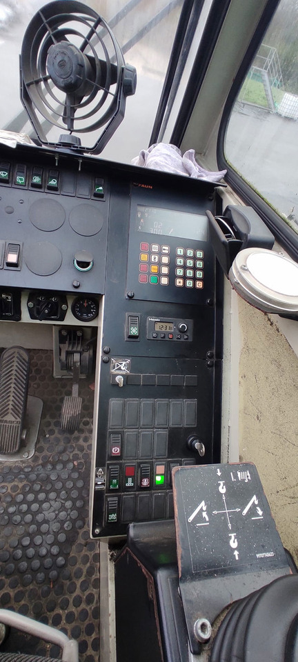 Tadano Faun ATF 30-2L - Mobile crane: picture 4 Tadano Faun ATF 30-2L - Mobile crane: picture 4