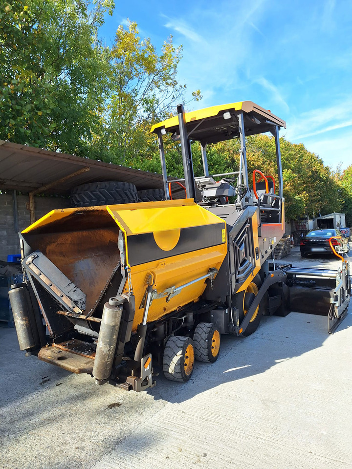 Volvo 3196 - Asphalt paver: picture 1 Volvo 3196 - Asphalt paver: picture 1