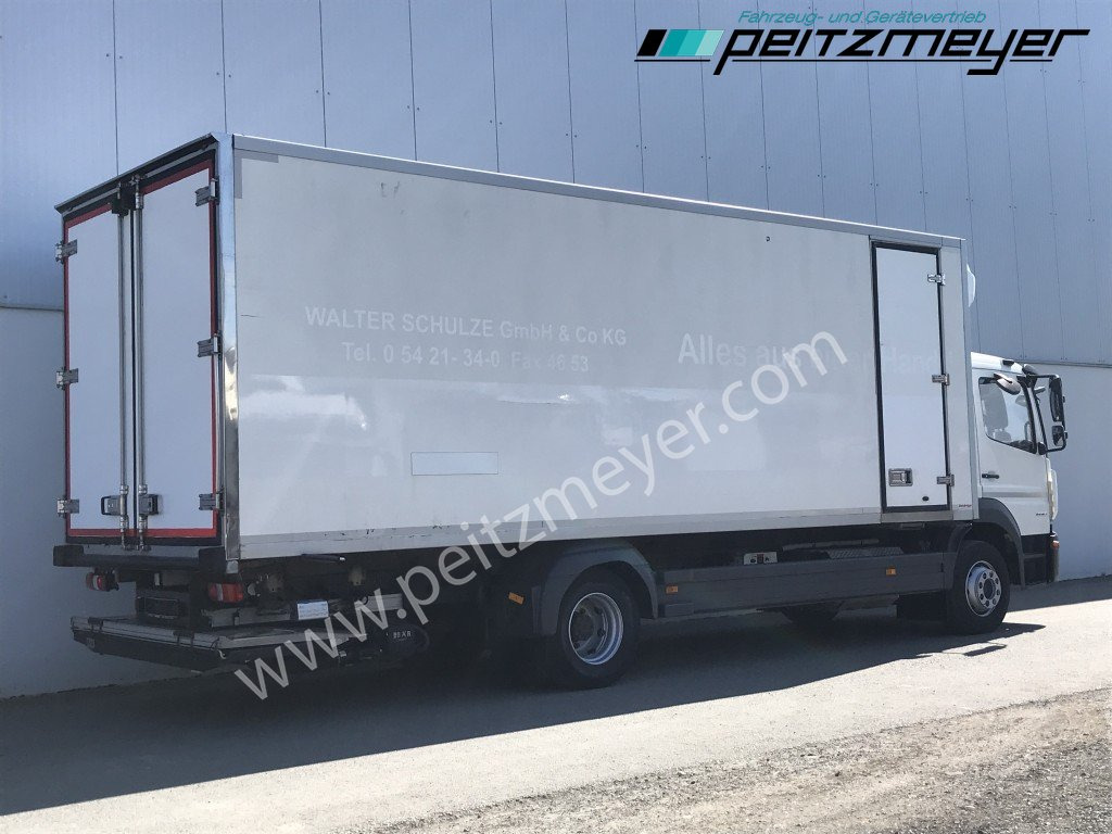MERCEDES-BENZ Atego 1530 L Tiefkühlkoffer m. LBW, Thermoking T 1200 faltb. LBW 1,5 t., Seitentür, Trennwand - Refrigerator truck: picture 3 MERCEDES-BENZ Atego 1530 L Tiefkühlkoffer m. LBW, Thermoking T 1200 faltb. LBW 1,5 t., Seitentür, Trennwand - Refrigerator truck: picture 3