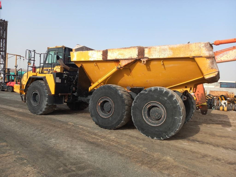 Komatsu HM400-3R (4 pcs available in Abu Dhabi) - Articulated dumper: picture 2 Komatsu HM400-3R (4 pcs available in Abu Dhabi) - Articulated dumper: picture 2