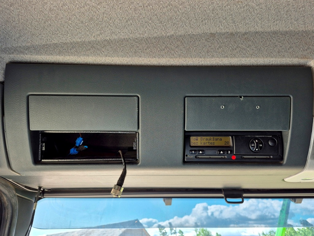 Tractor unit MAN TGX18.440 4x4: picture 25