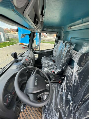IVECO EuroCargo ML120E21 + PTO CLIMA DAB... - Cab chassis truck: picture 3 IVECO EuroCargo ML120E21 + PTO CLIMA DAB... - Cab chassis truck: picture 3