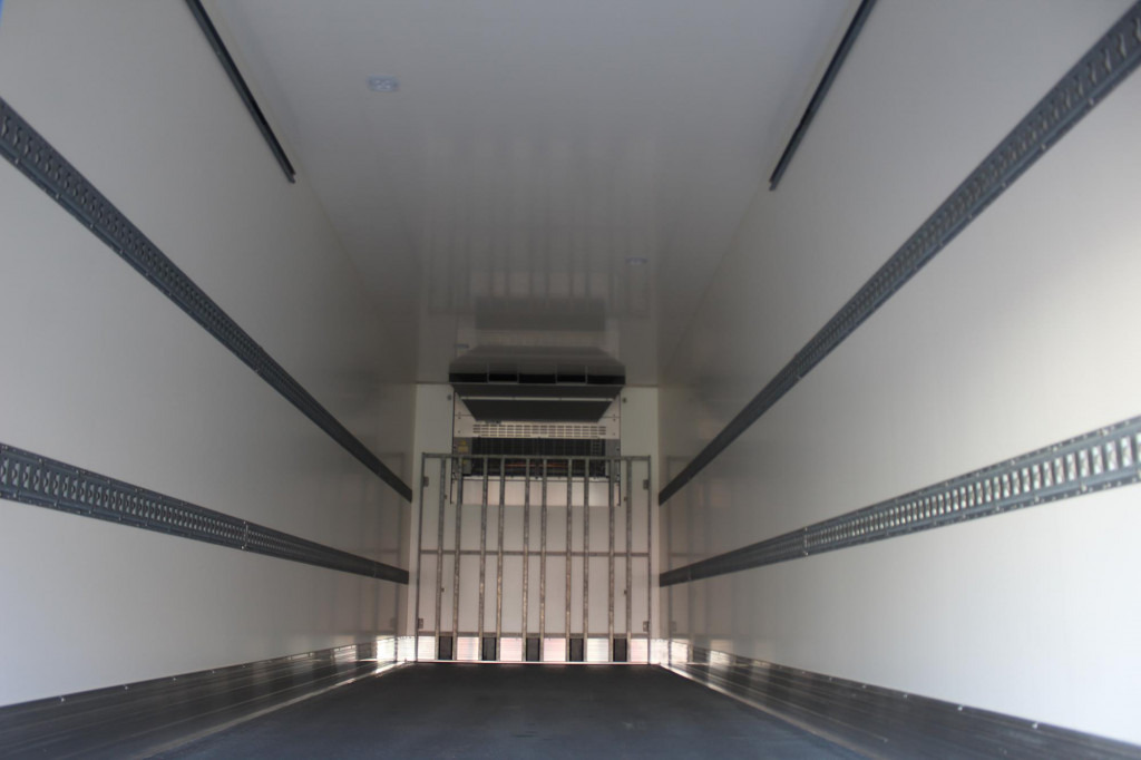 Refrigerator semi-trailer Chereau 1-Achs City Trailer CV 1550  Strom  Neuwertig: picture 13