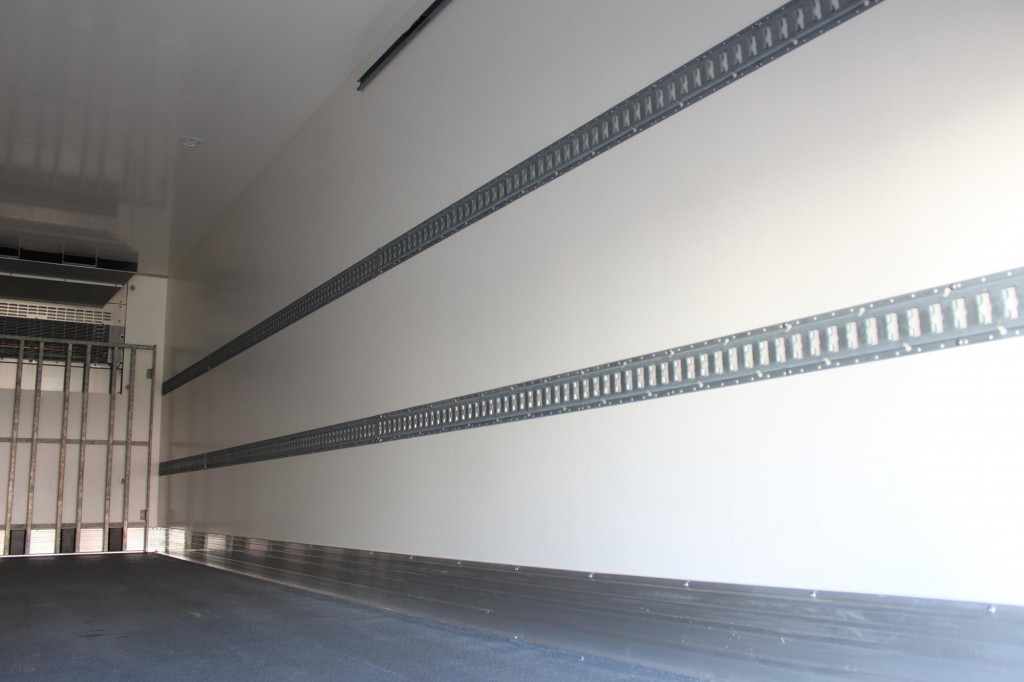 Refrigerator semi-trailer Chereau 1-Achs City Trailer CV 1550  Strom  Neuwertig: picture 14
