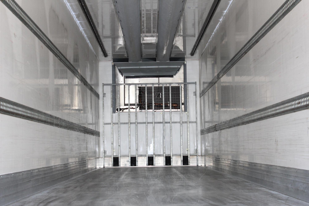 Chereau Thermo King SLXe 200 Aluboden FRC 06 2025 - Refrigerator semi-trailer: picture 3 Chereau Thermo King SLXe 200 Aluboden FRC 06 2025 - Refrigerator semi-trailer: picture 3